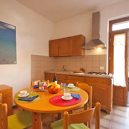 Appartement Eucharis *