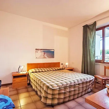Eucharis Apartment