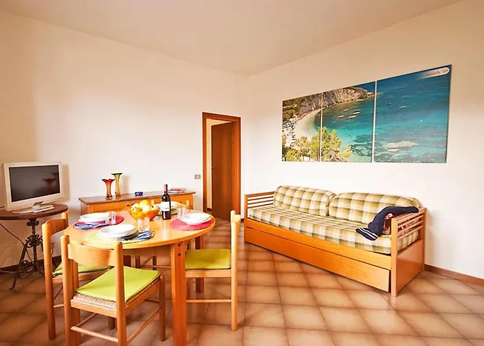 Eucharis Apartment *